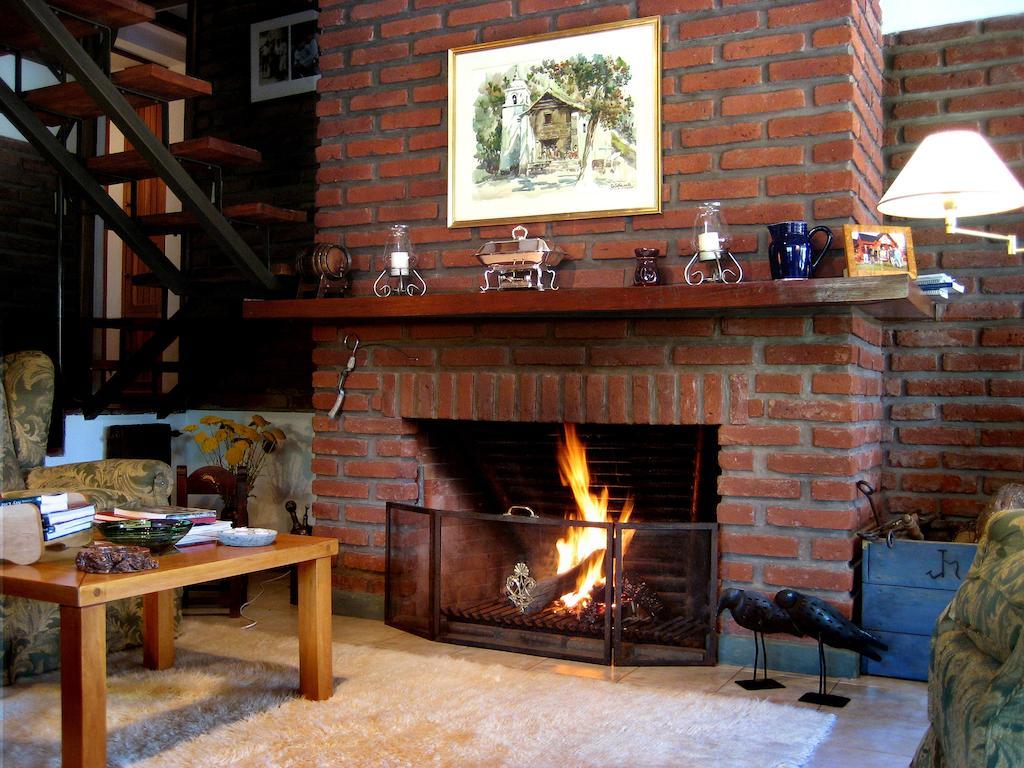 Hosteria Canela B&B เอสเกล ภายนอก รูปภาพ