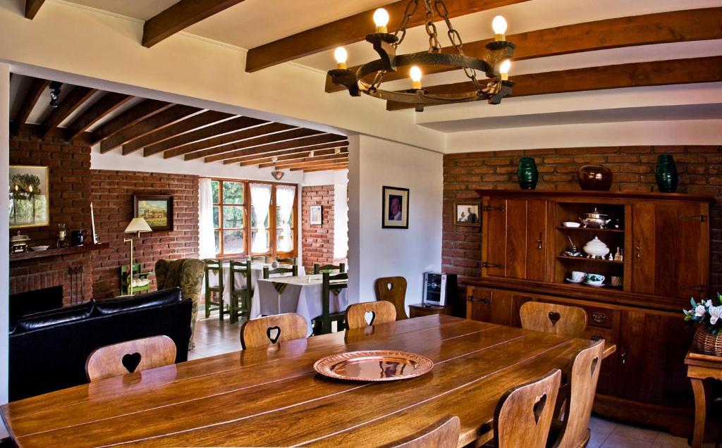 Hosteria Canela B&B เอสเกล ภายนอก รูปภาพ